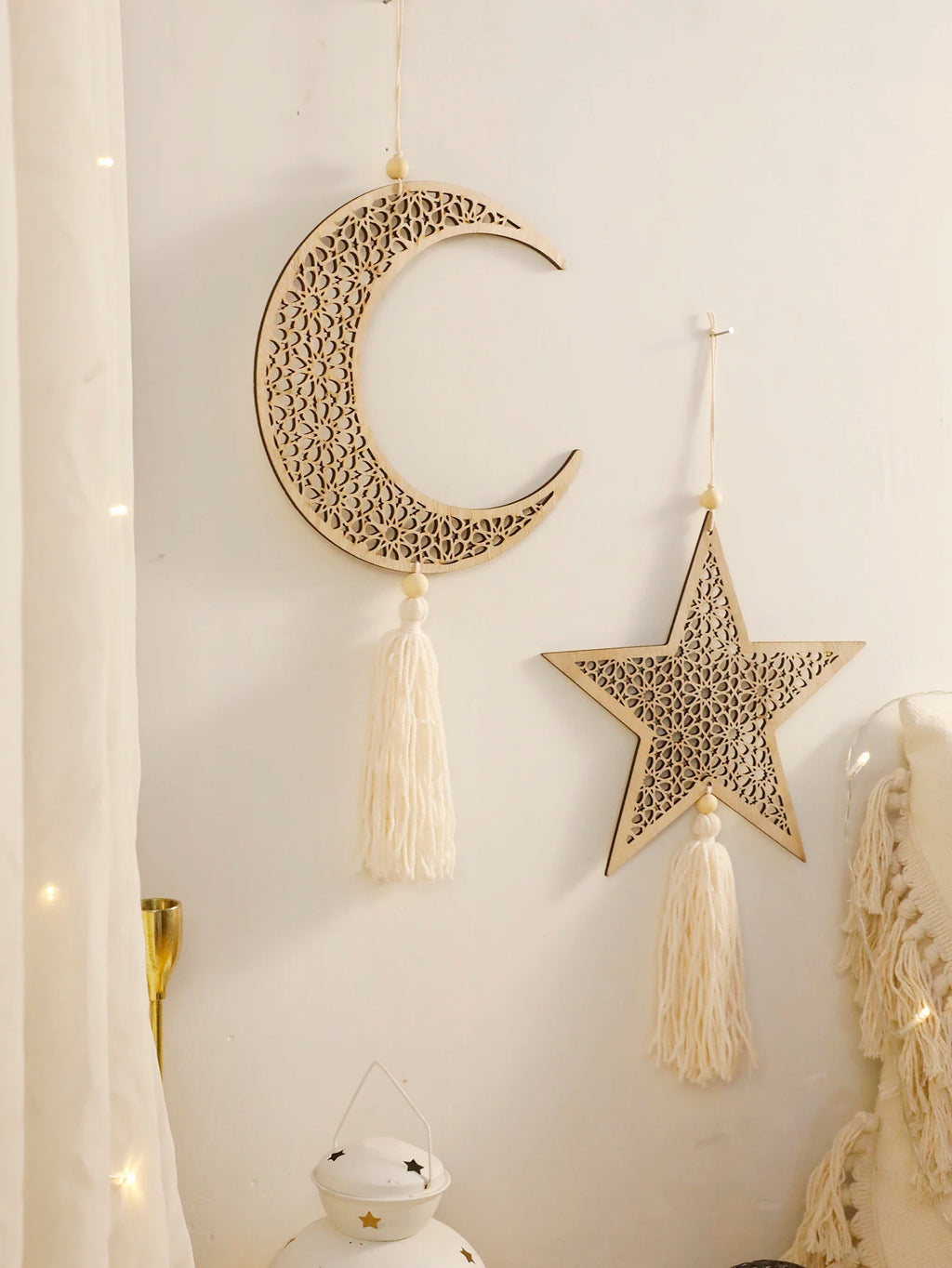 Ramadan-ophæng i træ — halvmåne eller stjerne med kvast