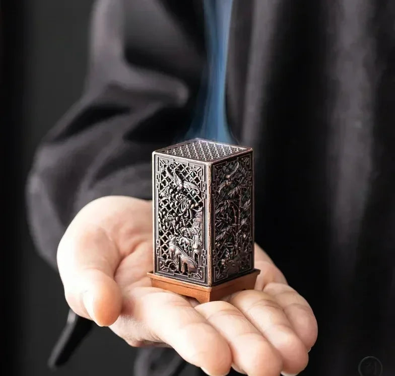 Square Vertical Incense Burner Small Xiangyun Alloy Incense Holder Indoor Aromatherapy Home Ornament Chinese Plum Inense Burners