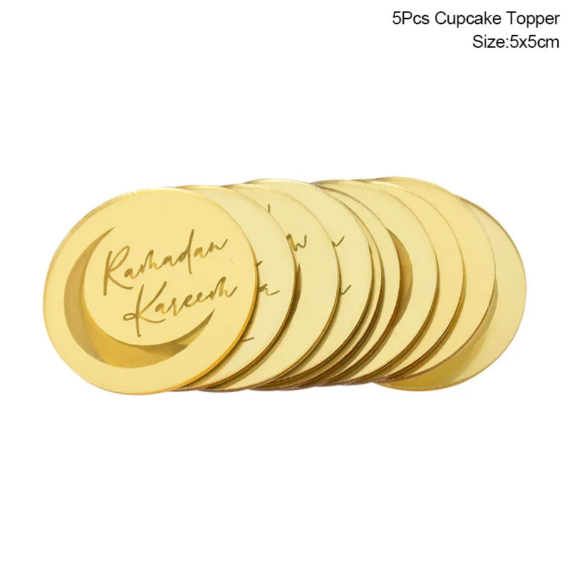 Eid Mubarak kagepynt — guld akryl til kager og cupcakes