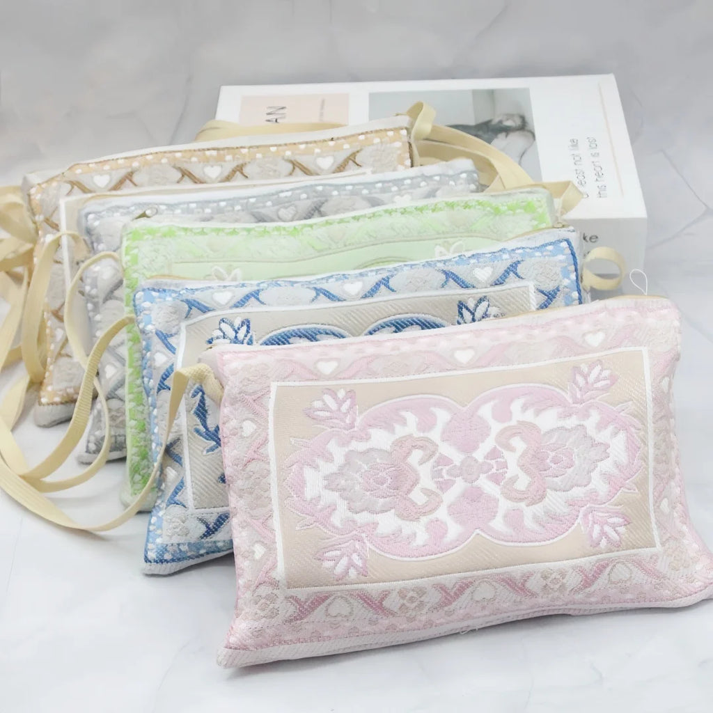 Prayer Mat Gift Set with Tasbih & Travel Bag — 70 × 110 cm