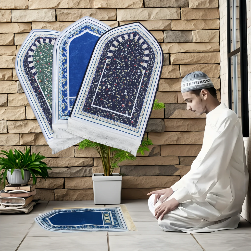 Compact Padded Prayer Mat 35 × 60 cm — Travel & Sajdah Mat with Tassels