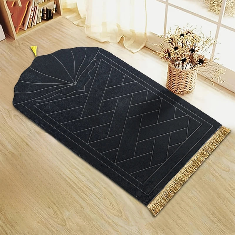 Thick Sponge-Padded Prayer Mat with Tassels — 65 × 110 cm