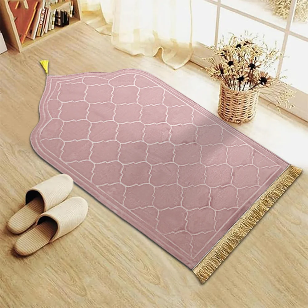 Thick Flannel Prayer Mat with Tassels — 66 × 116 cm