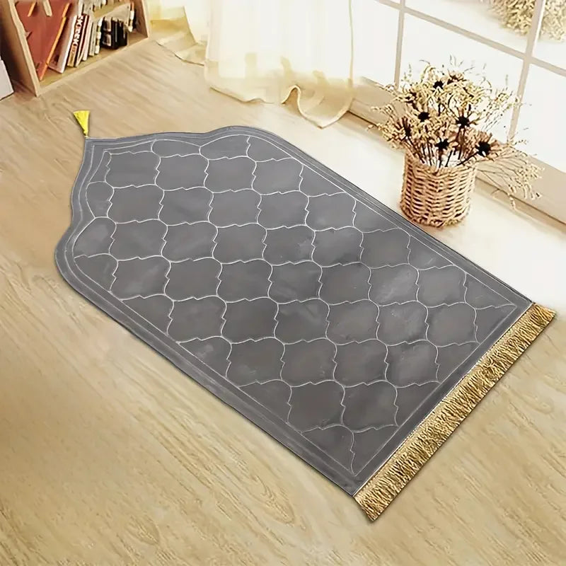 Thick Flannel Prayer Mat with Tassels — 66 × 116 cm