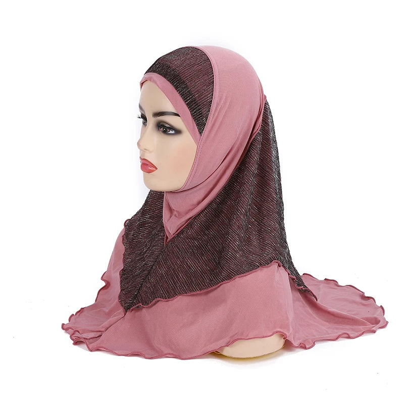 Amira Prayer Hijab — Pull-On, 70 × 60 cm